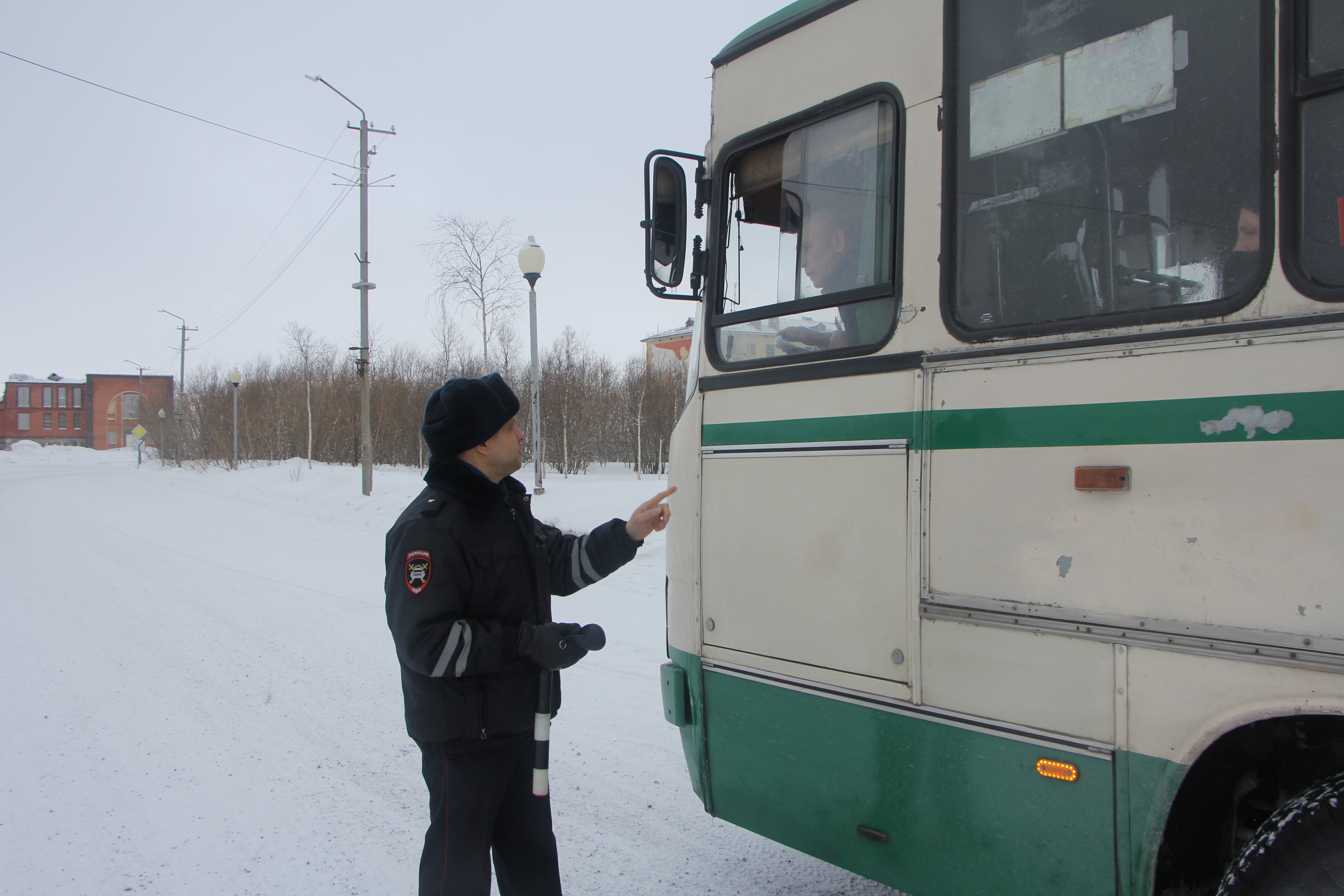 С 8 по 14 апреля Госавтоинспекция г. Воркуты проводит профилактическое мероприятие «Автобус и грузовик».